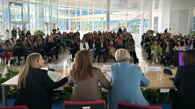 Per una Puglia più equa, via ai lavori della Rete delle elette: «Bellissima giornata di partecipazione»