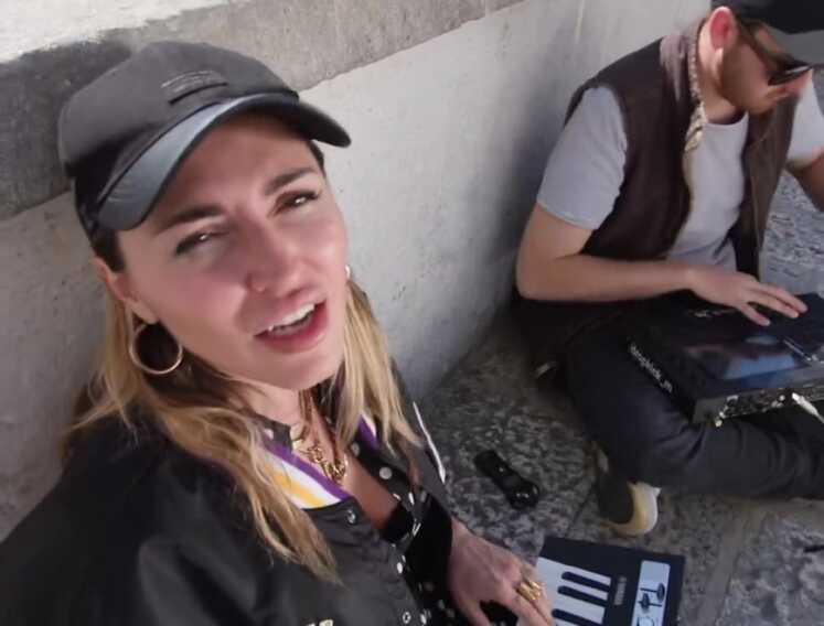 Dopo “Ù Baccalà”, Serena Brancale torna con “La zia”: la clip girata ad Alberobello – VIDEO
