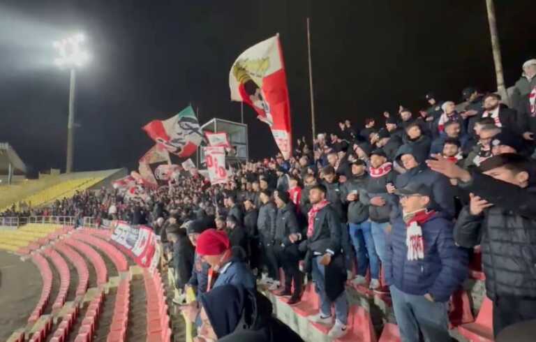 Tifosi biancorossi aggrediti a Catanzaro: «Siete del Bari? Dateci le felpe con i loghi»