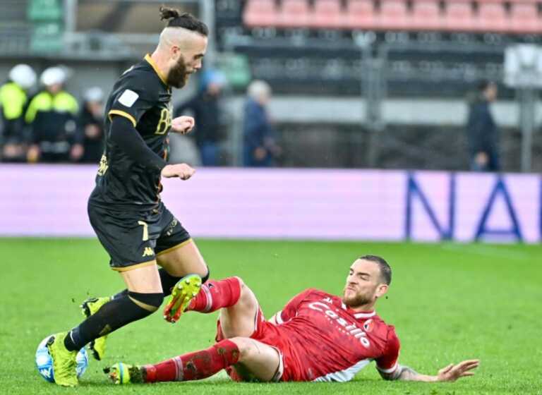 Venezia-Bari: Puscas non basta, i biancorossi perdono 3-1. Quarto ko esterno consecutivo