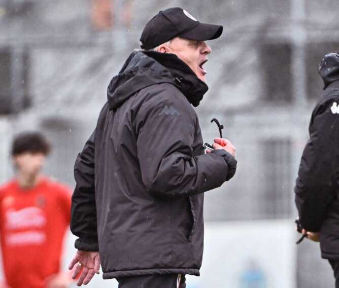 Attento Bari, dietro corrono più di te. Crisi del gol infinita