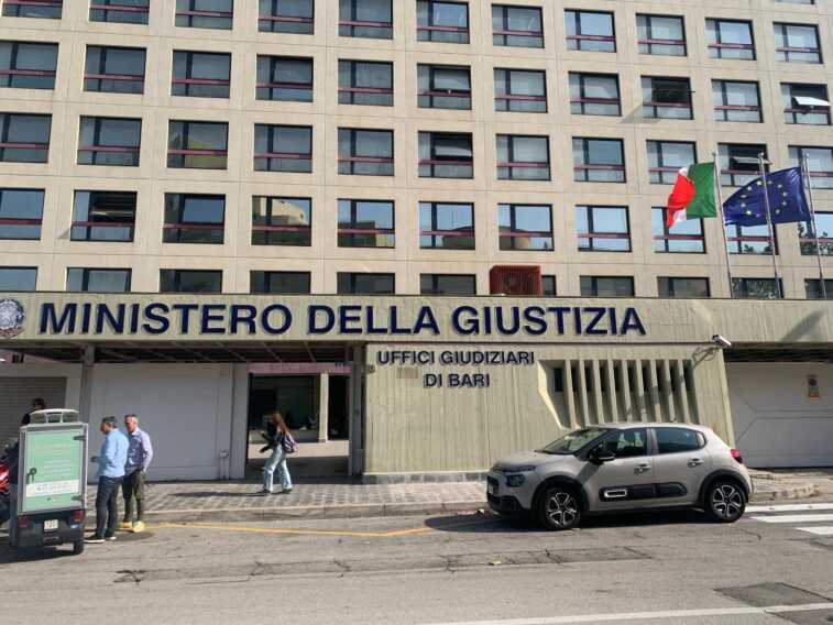 Bari, i fratelli Pisicchio litigavano per attribuirsi la paternità delle assunzioni nelle imprese