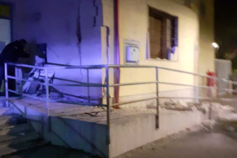 Nuovo assalto al bancomat nel Salento: ingenti i danni all’ufficio postale di Tricase – VIDEO