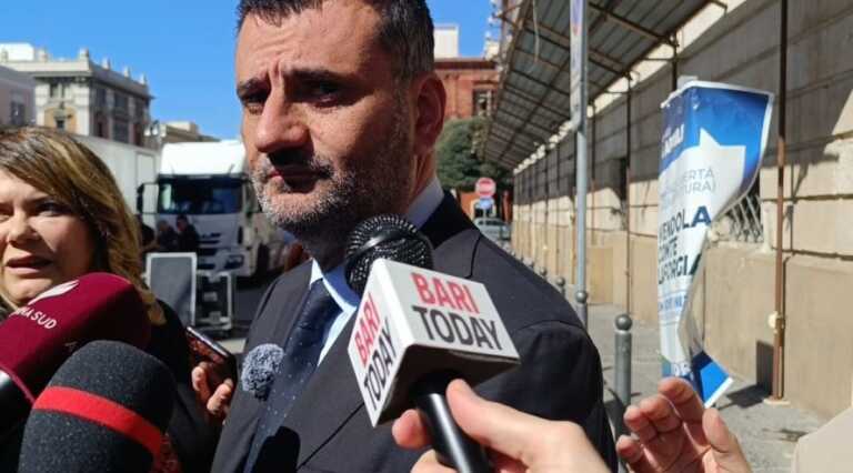 Europee, Decaro a Foggia: «Il governo ci toglie risorse con l’autonomia differenziata»