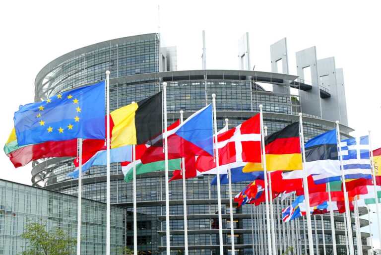 Europee, i pugliesi in lizza per un seggio: FI ufficializza De Mola, Vernola e Dell’Erba. Per FdI Ventola e Picaro