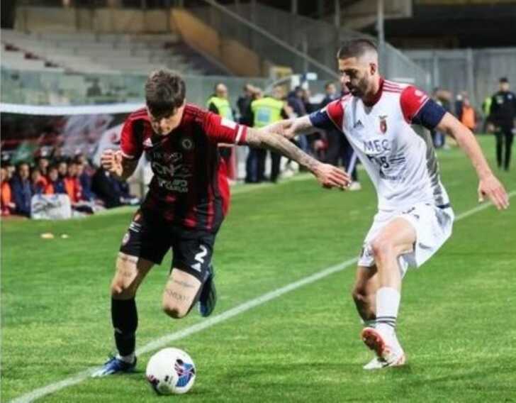 Foggia, gara in salita: in 10 con la Casertana cede nei minuti finali