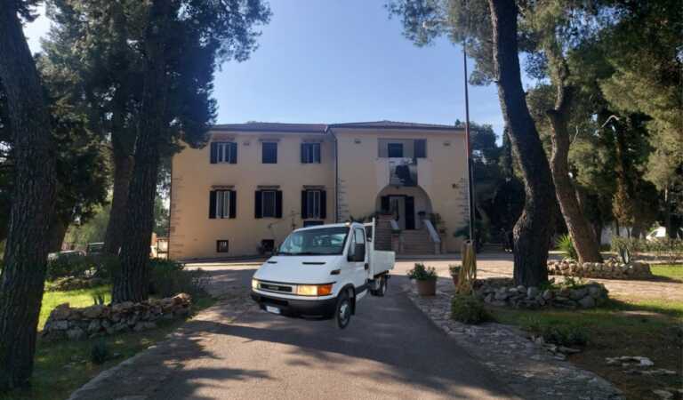 Ruvo, rubato il furgone della comunità fondata da don Tonino Bello: indagano i carabinieri