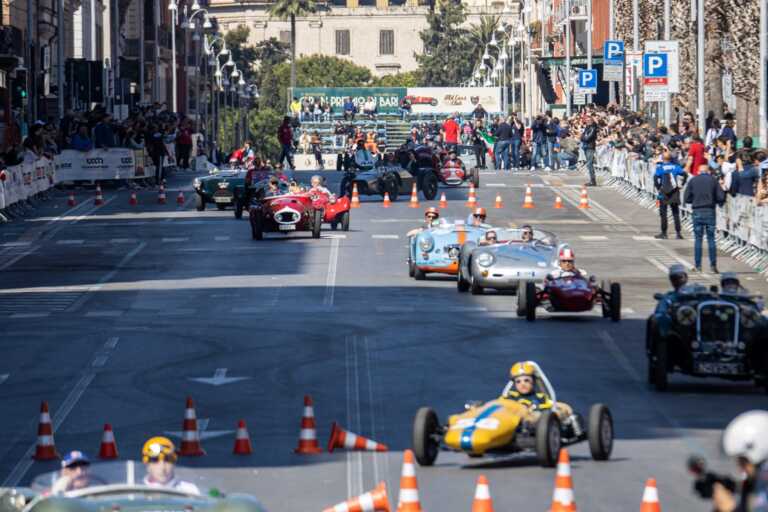 Rombano i motori a Bari: 50 bolidi per la rievocazione del Gran Premio. In “pista” i candidati sindaco