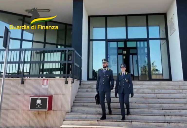 Galleria foto 'Truffa con Garanzia giovani: 3 indagati. Perquisizioni a Bari, Lecce e Andria – VIDEO' - foto 1