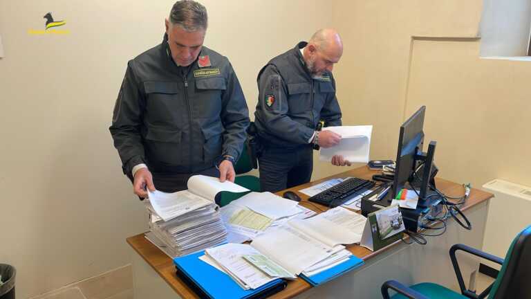 Lecce, associazione culturale evade il fisco per 1,3 milioni di euro: denunciati i responsabili