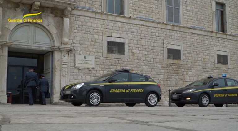 Fatture false per gli acquisti e merce rivenduta online: sequestro da 9 mln a Terlizzi – VIDEO