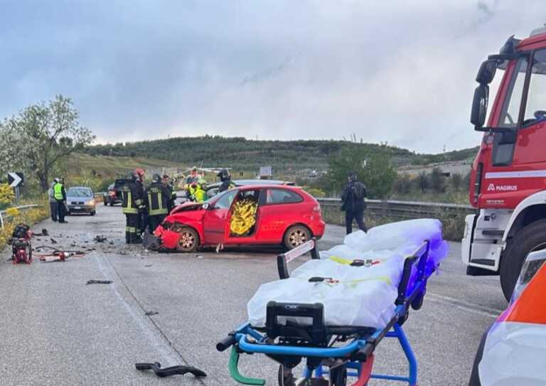 Scontro frontale tra due auto sulla provinciale 231 a Canosa: muore un 46enne