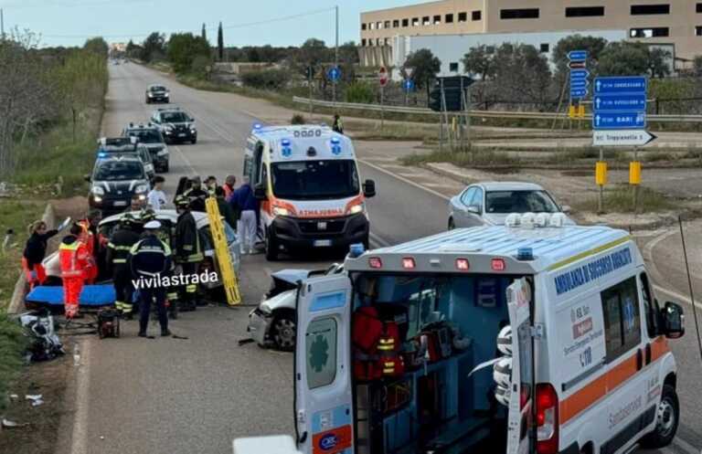 Scontro tra due auto tra Conversano e Castellana Grotte: quattro feriti in codice rosso