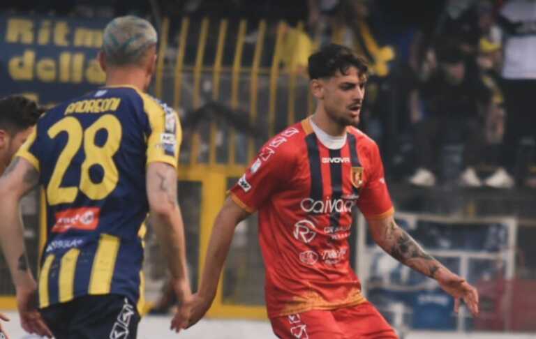 Il Picerno perde in casa della capolista Juve Stabia ma centra i playoff: sfiderà il Crotone
