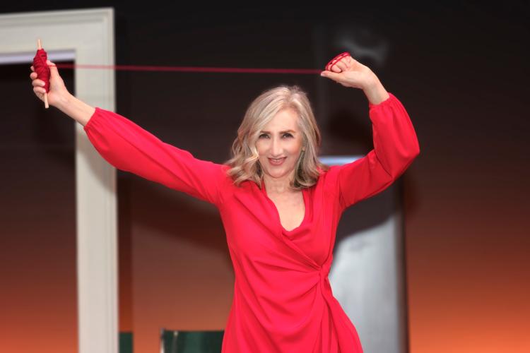 Amore o ossessione? “La madre” ha le risposte. Lunetta Savino in scena in Puglia