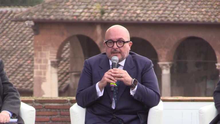 Sangiuliano ha chiuso, ora vogliamo parlare dei problemi del paese?