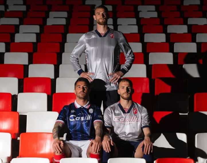 Blu, azzurri e argento: ecco le 2 nuove maglie del Bari. Il commovente video di presentazione