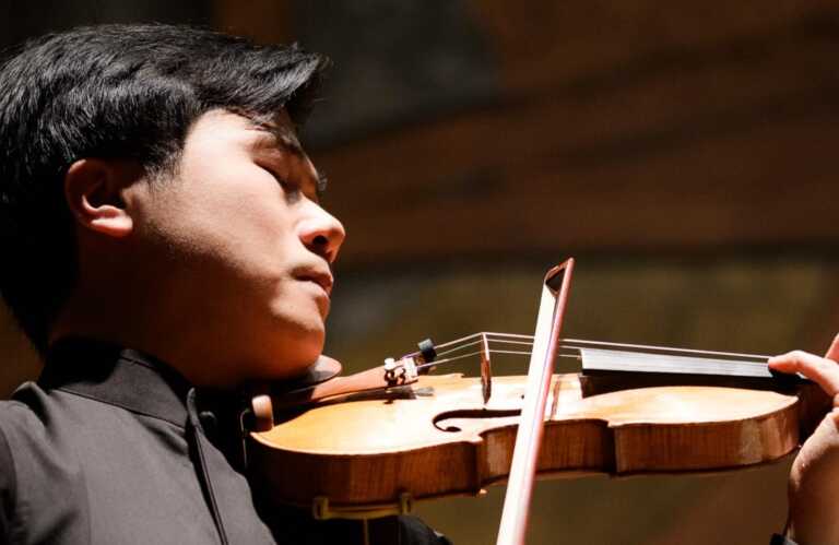 Bari, al Petruzzelli il concerto del Premio Paganini: in scena Simon Zhu