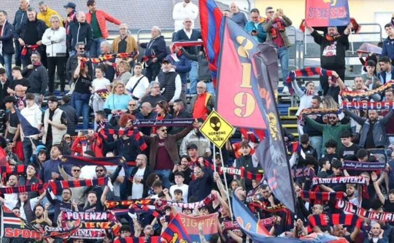 Gara senza storia a Potenza: il Foggia vince 3-0. Per i lucani ora è crisi nera