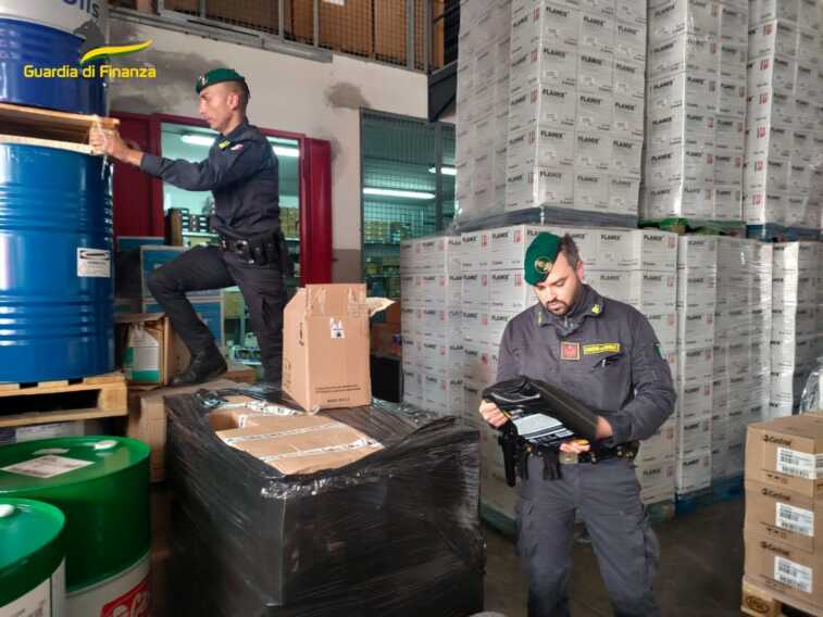 Frode nel commercio di olii lubrificanti: 14 arresti tra Matera e Torino, sequestrati 15 milioni di euro – VIDEO