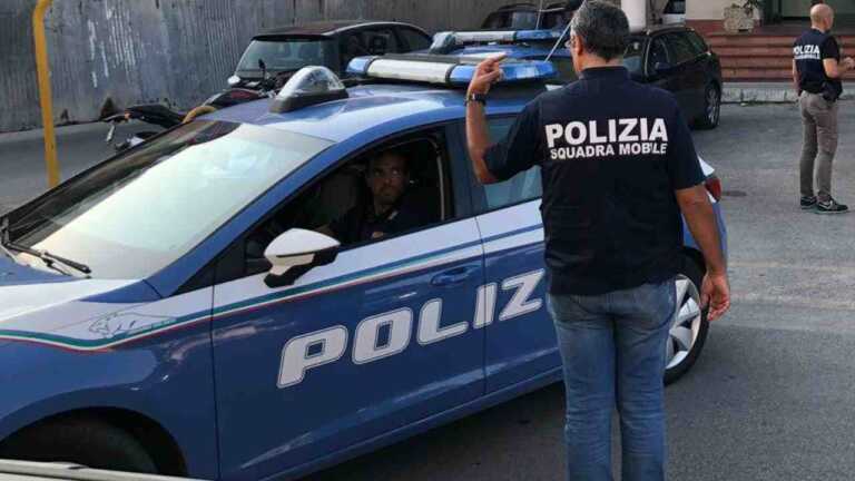 Trani, trasforma il garage in una macelleria abusiva: denunciato un 63enne. Sequestrata la struttura