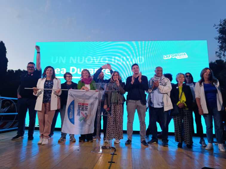 Galleria foto 'Comunali a Bari, Laforgia presenta le liste a parco 2 Giugno: «Il cambiamento di cui la città ha bisogno»' - foto 7