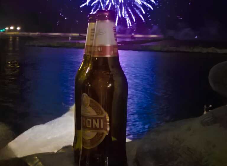 I 100 anni di Peroni a Bari: la festa al Chiringuito per la birra diventata un’icona in città