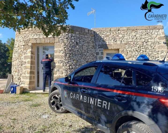 Villette sul mare e piscine abusive nel Basso Salento: denunciate 9 persone, sequestrate le strutture