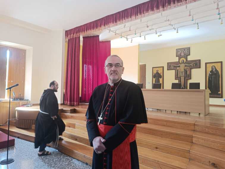 San Nicola, il patriarca di Gerusalemme a Bari: «Per la pace in Medioriente ci vorrà molto tempo»