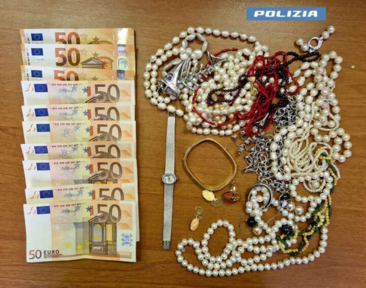 Si fingono carabinieri e truffano una 83enne a Potenza: arrestati in flagranza due giovani napoletani