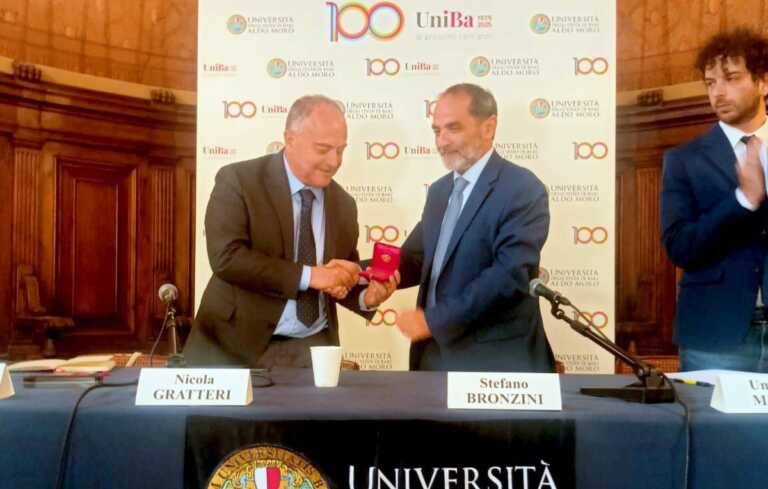 Nicola Gratteri a Bari: «I governi che si sono succeduto non hanno saputo o voluto contrastare le mafie»