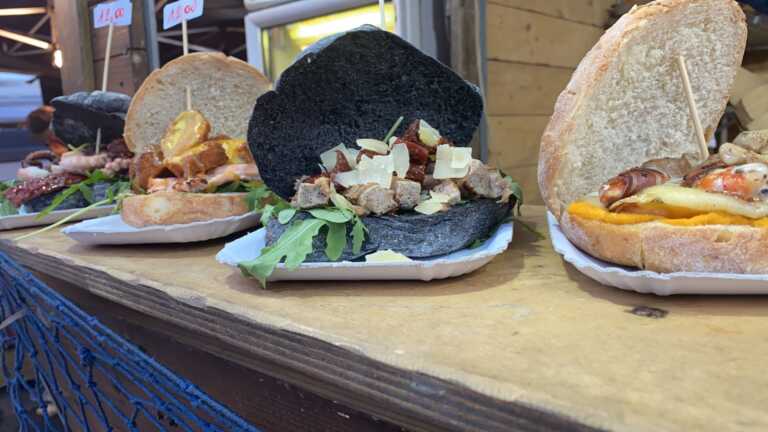 Dal panino col polpo al caciocavallo impiccato: a Bari torna l’International Street Food
