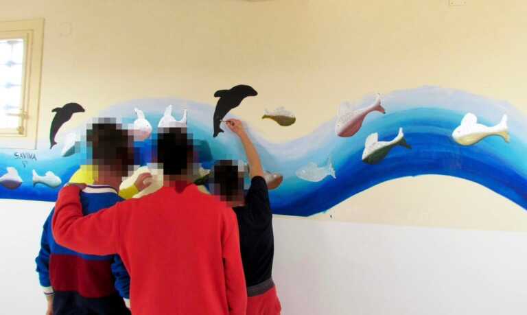 Foggia, i detenuti realizzano murales nel carcere: «Immagini che regalano nuove speranze»