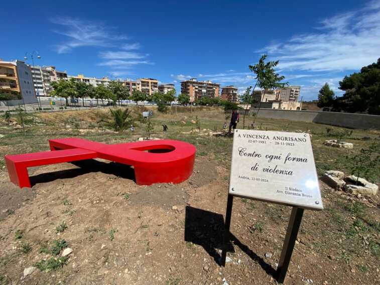 Andria: un parco urbano per Vincenza Angrisano, donna vittima di femminicidio