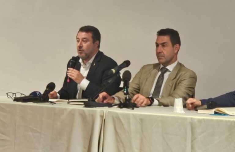 Comunali a Bari, Salvini: «Il candidato sindaco è iscritto alla Lega, non conta la presenza del simbolo»