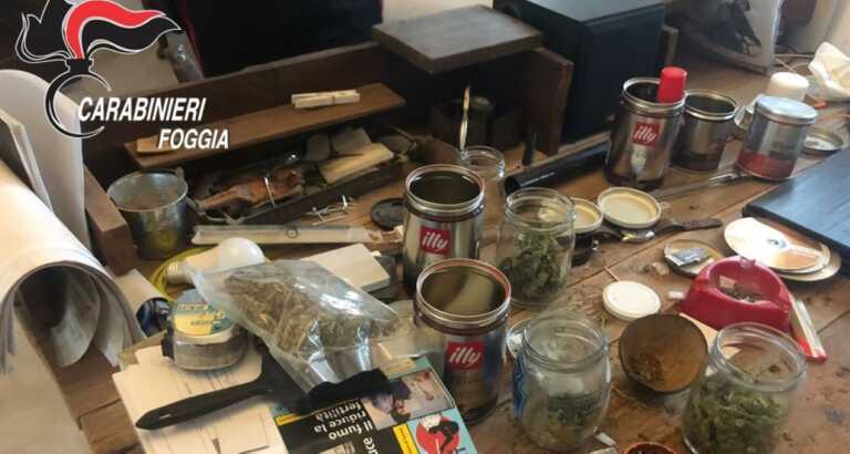 Droga a Foggia, tra cocaina e hashish sequestrati 800 grammi di stupefacenti: dieci arresti e tre denunce