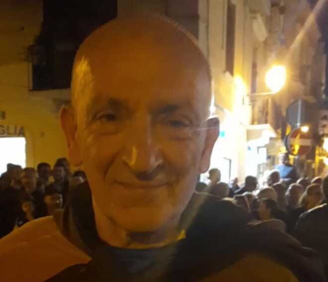 San Nicola, tra i figuranti spunta il viceministro Sisto: «Un omaggio a tradizione e devozione» – VIDEO