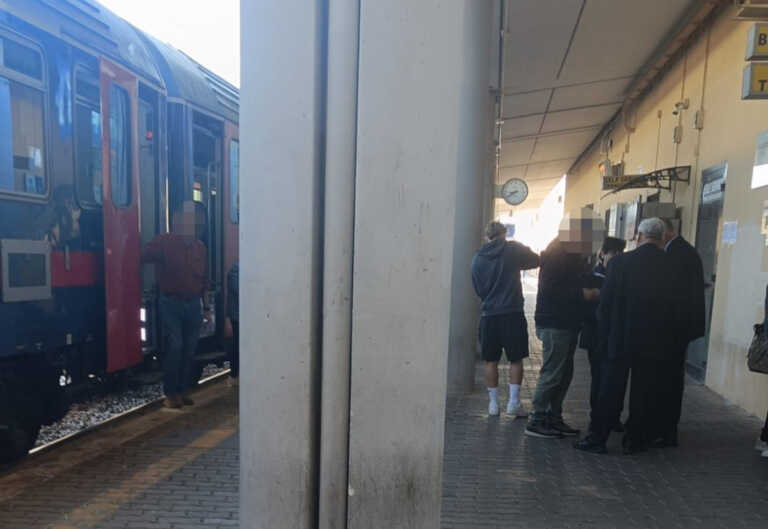 Trovato il cadavere di una persona sui binari ad Acquaviva: sospesa la circolazione ferroviaria