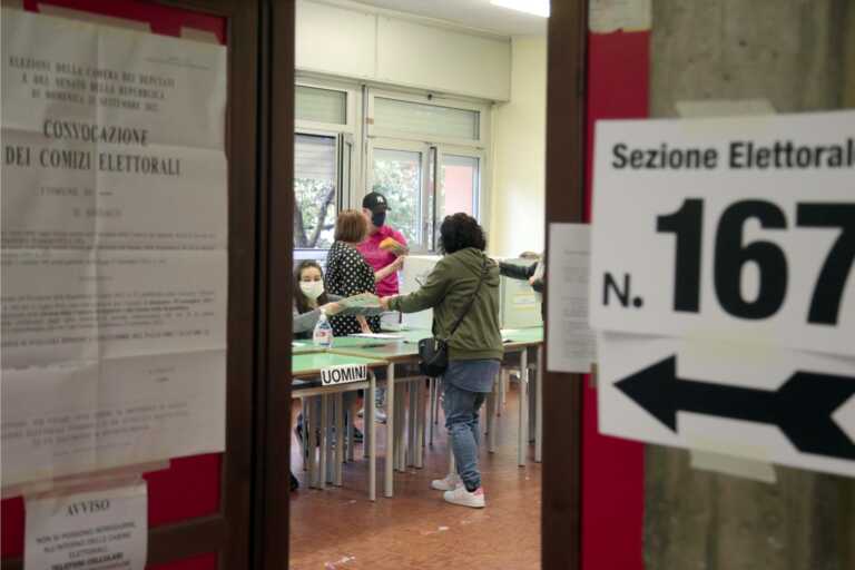 In tre Comuni del Brindisino si vota per il sindaco: prevalgono le liste civiche
