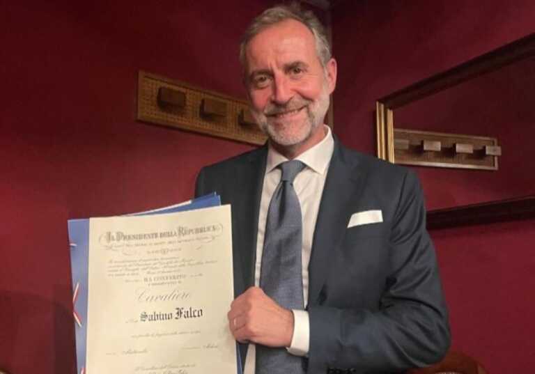 Barletta, al servizio della città ha combattuto il Covid: il medico tranese Sabino Falco è Cavaliere al merito