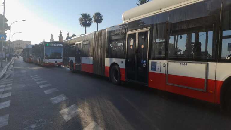 Disagi al traffico per il Bari Pride, Amtab bloccati sul lungomare: le linee più colpite – VIDEO