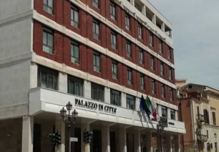 La strana alleanza per fare cadere la giunta Cannito a Barletta