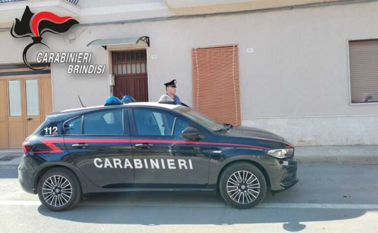 Latiano, 39enne aggredita in casa: arrestato il compagno. La donna ancora in Rianimazione