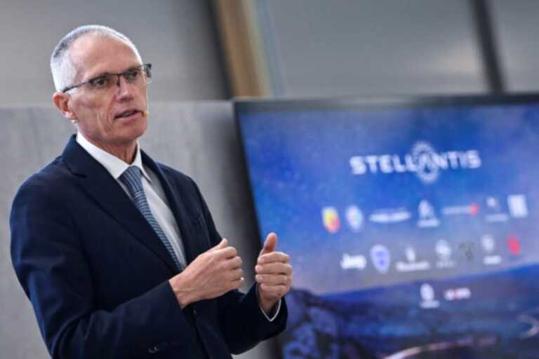 Stellantis, Tavares visita lo stabilimento di Melfi: «Piena operatività entro il 2026»