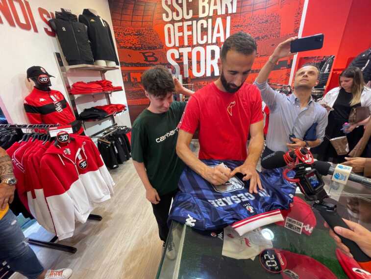 Di Cesare, futuro a Bari come dirigente? «Posso dare il mio contributo»