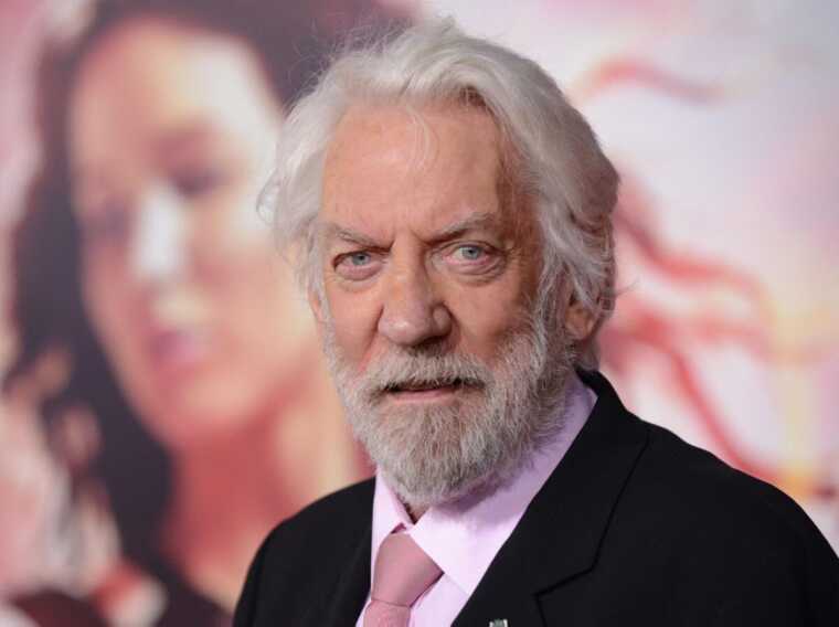 Cinema, addio al premio oscar Donald Sutherland: l’attore canadese aveva 88 anni