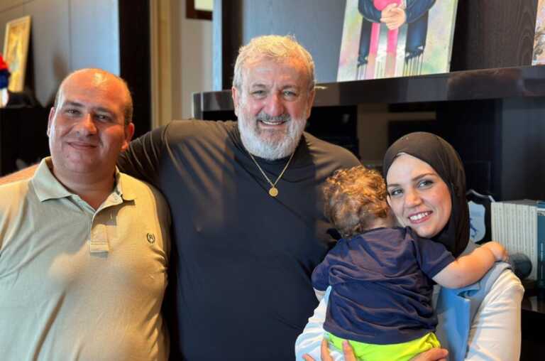 Bimbo palestinese con la Sma curato in Puglia, Emiliano incontra la famiglia di Saif a Bari – VIDEO
