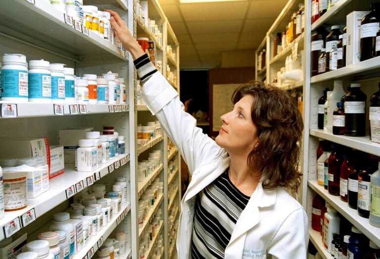 Distribuzione dei farmaci in Puglia: «Troppi magazzini. Con tre hub si risparmia»