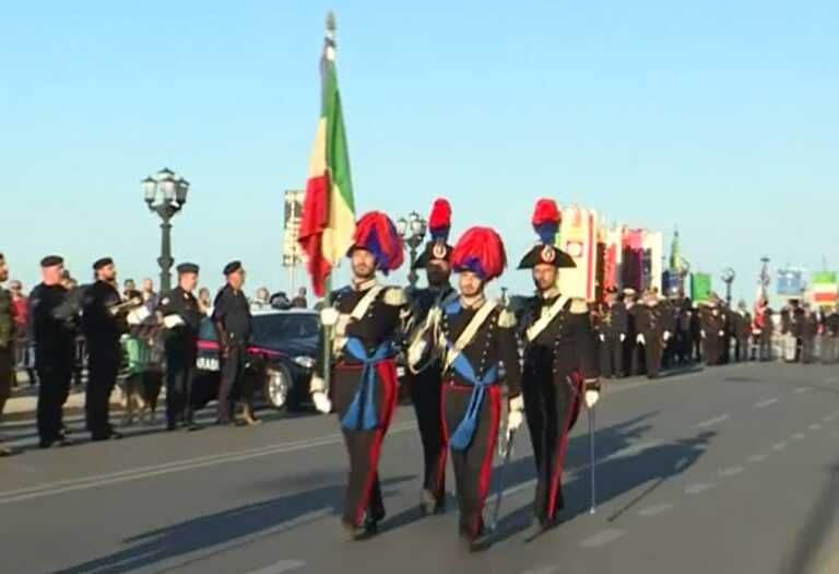 Bari, sul lungomare la celebrazione per i 210 anni dalla fondazione dell’Arma dei carabinieri – VIDEO