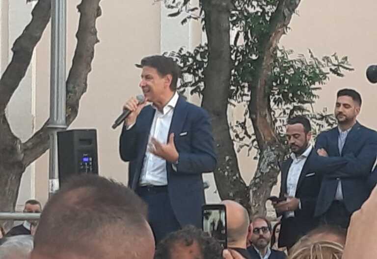 Elezioni europee, Giuseppe Conte a Foggia: «Indegno chiedere le dimissioni di Mattarella»